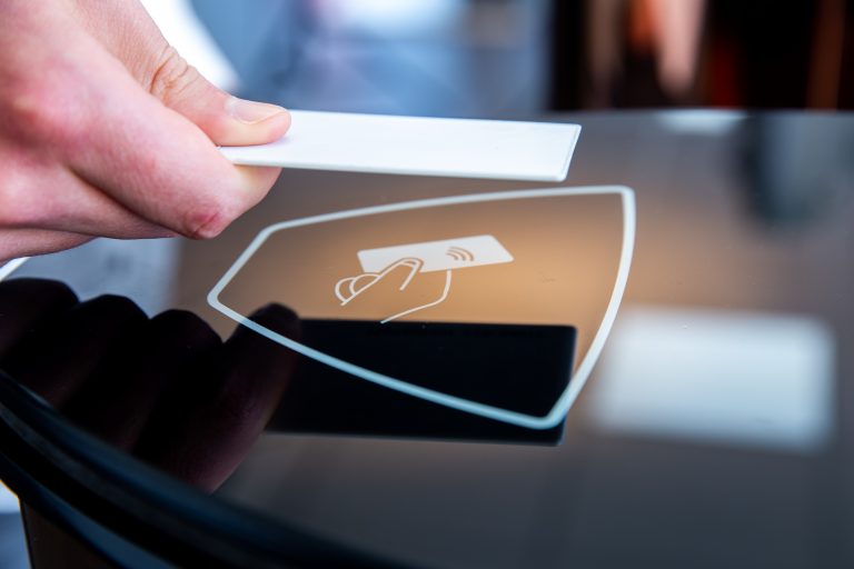 Geçiş Kontrol Sistemleri Panel Kurulumu Nasıl Yapılır?